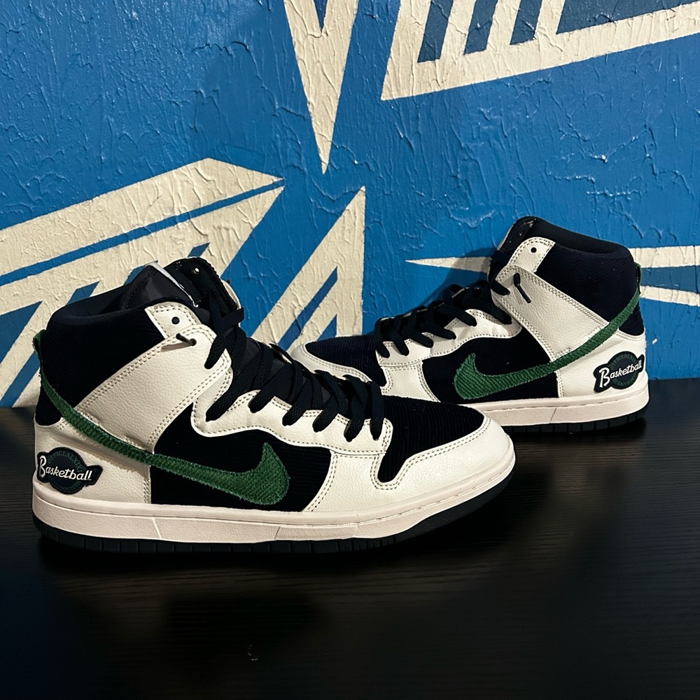Nike Dunk High Sports Specialties